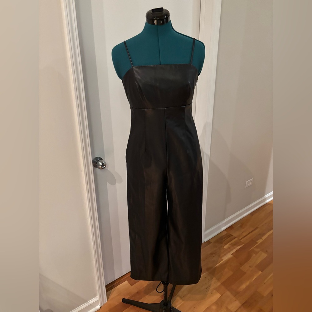 🖤Banana Republic🖤 Sleek Black Vegan Leather Jumpsuit, 4 petite